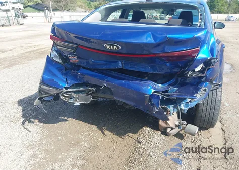 2019 Kia Forte Lxs z USA, uszkodzony, nr VIN 3KPF24AD9KE125070